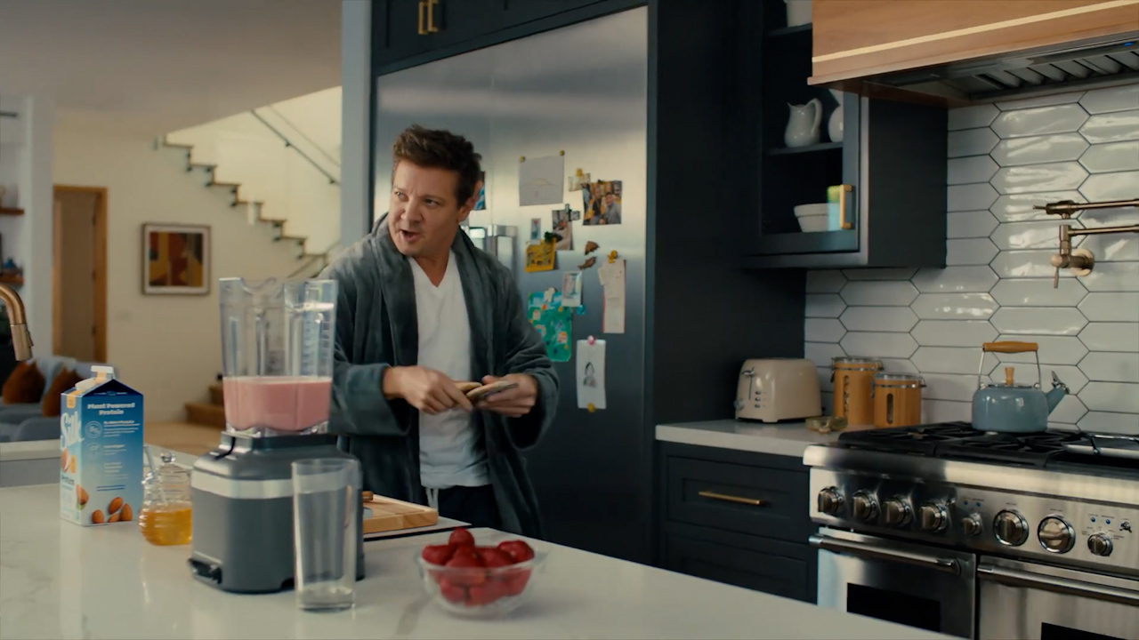 Super Bowl Ads Jeremy Renner S Crazy Stunts In New Video After