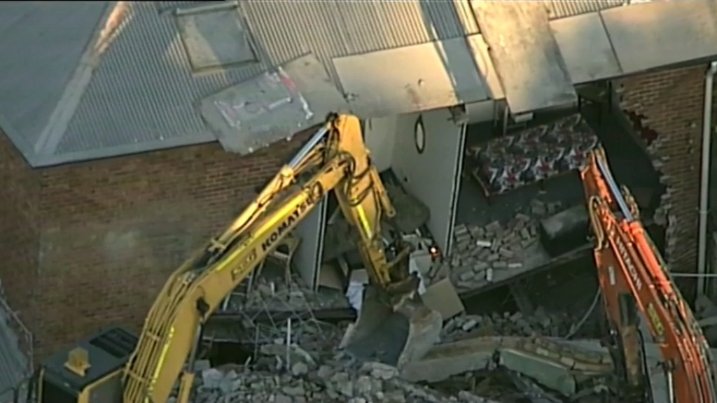 Building collapse leads to road closures in Sydney’s north