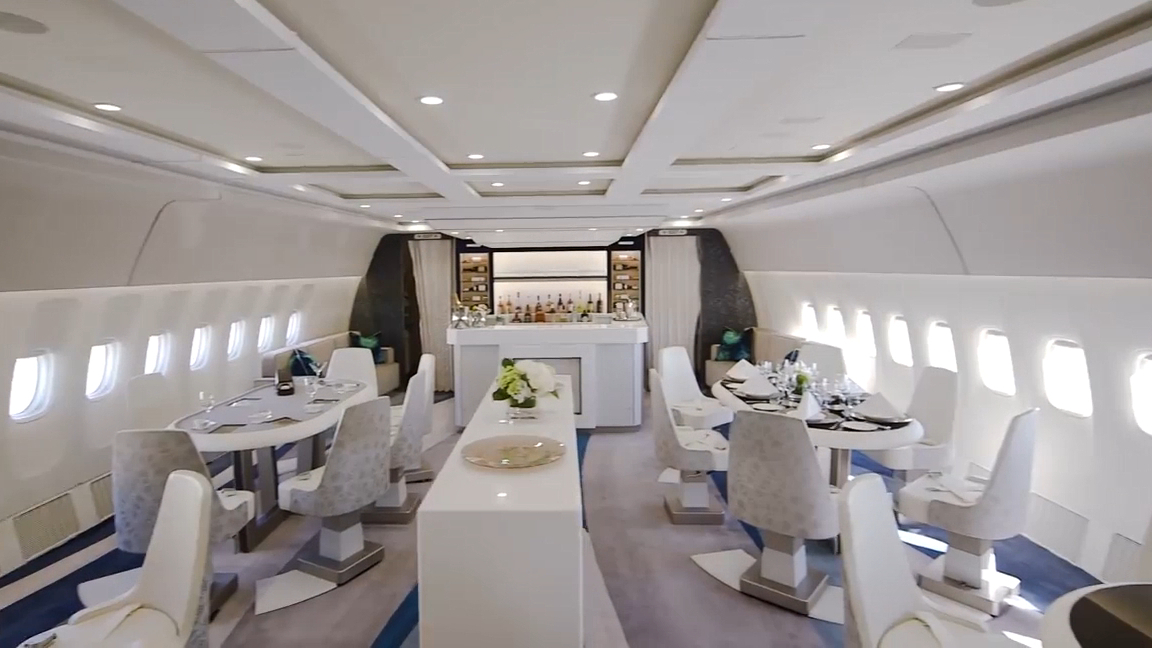 Inside Tiger Woods 1 Million Luxury Private Charter To The