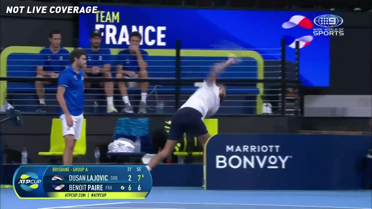 LIVE: Furious French star unloads on his racquet