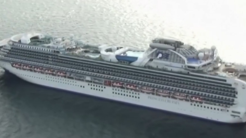 About 3000 Aussies still stuck on cruise ships - Radio Jukebox