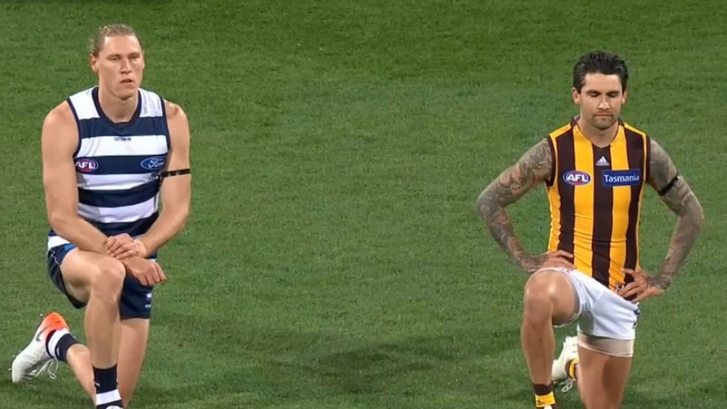 Geelong and Hawthorn take a knee for BLM