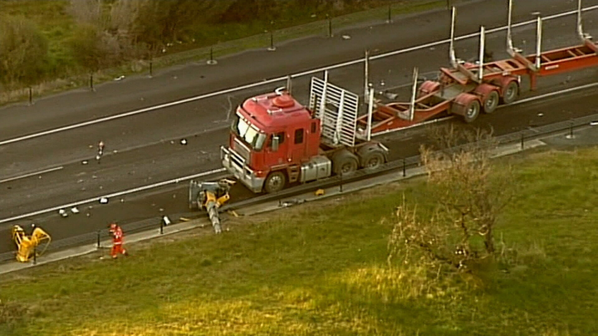 Wallan Truck Crash On Hume Freeway Driver Trapped