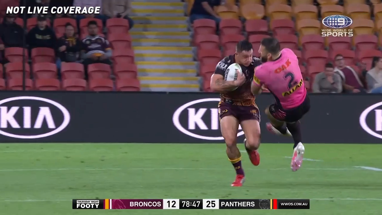 Staggs sends Mansour flying