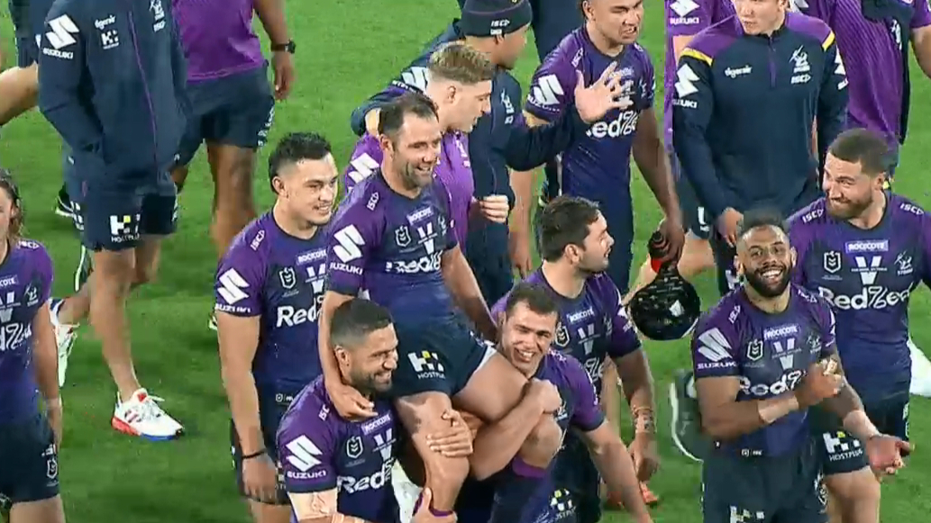 Smith chaired off field after finals win