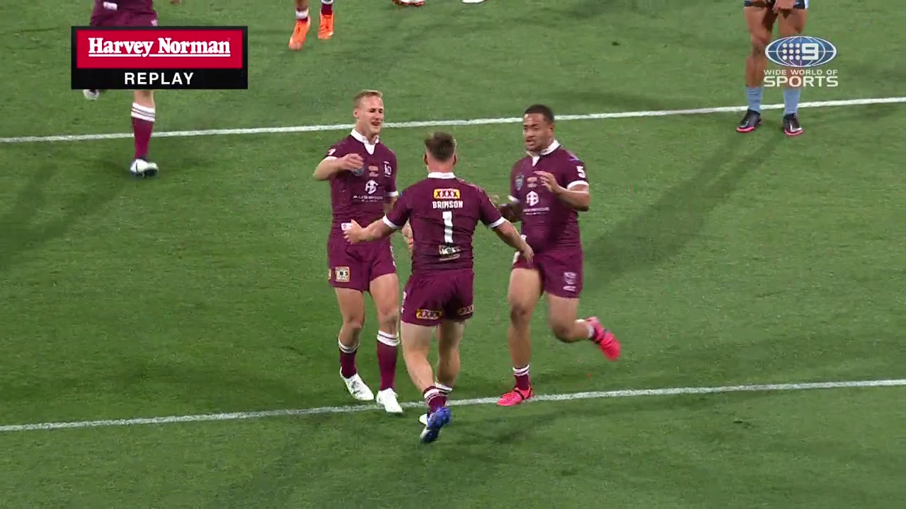 Queensland score sensational try 