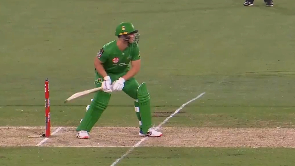 Stars weapon smacks huge final-ball six