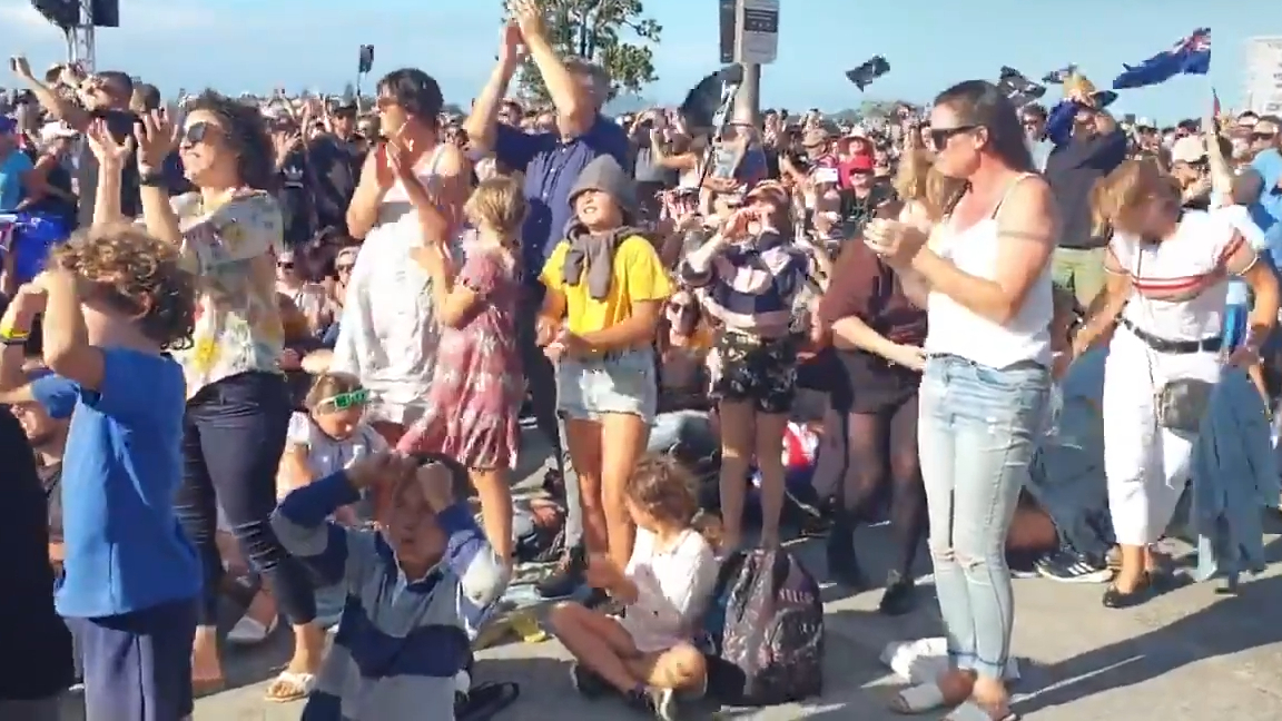 Fans react as New Zealand retain America's Cup