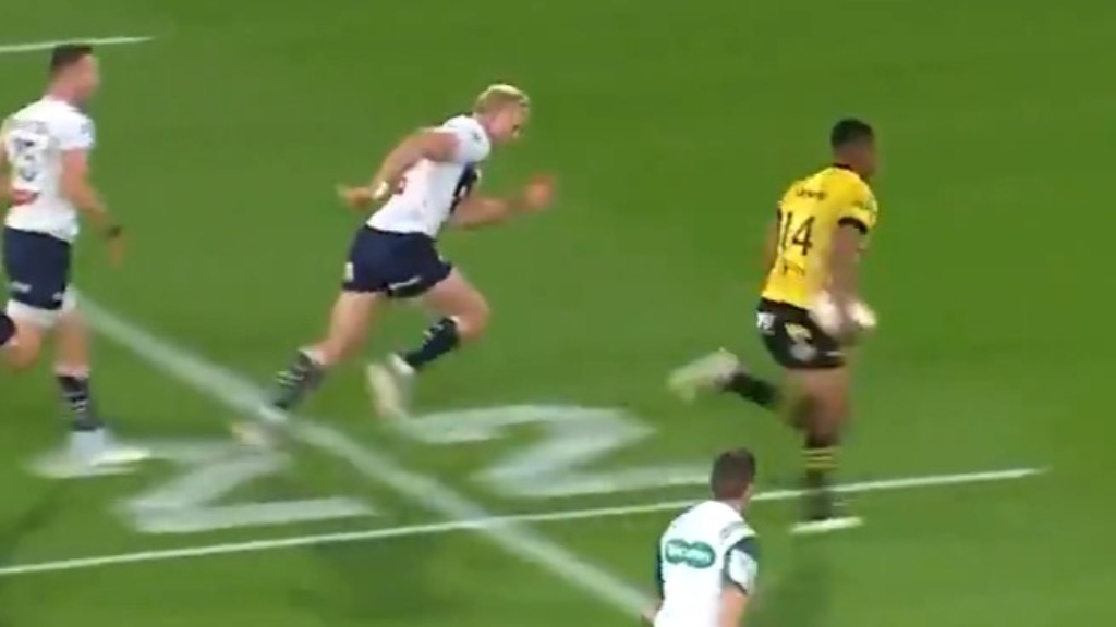 Savea strikes after brutal play