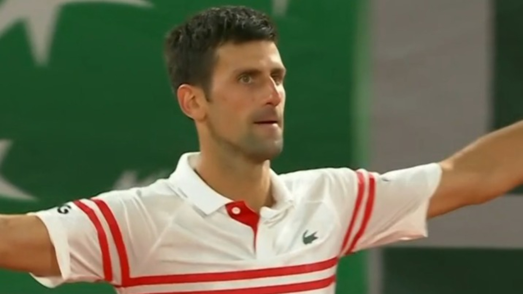 Djokovic ousts Nadal at Roland Garros