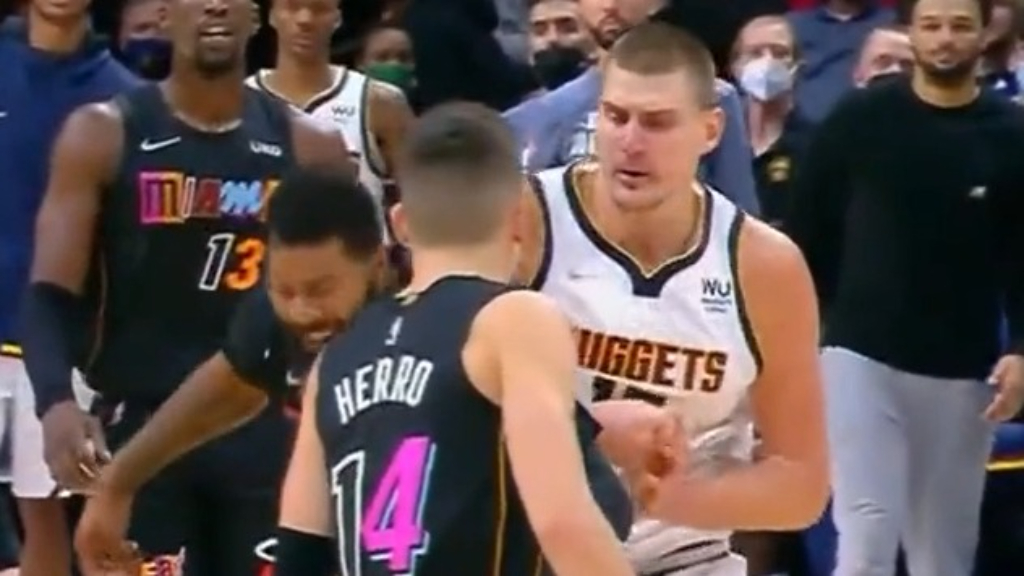 Nikola Jokic and Markieff Morris get ejected