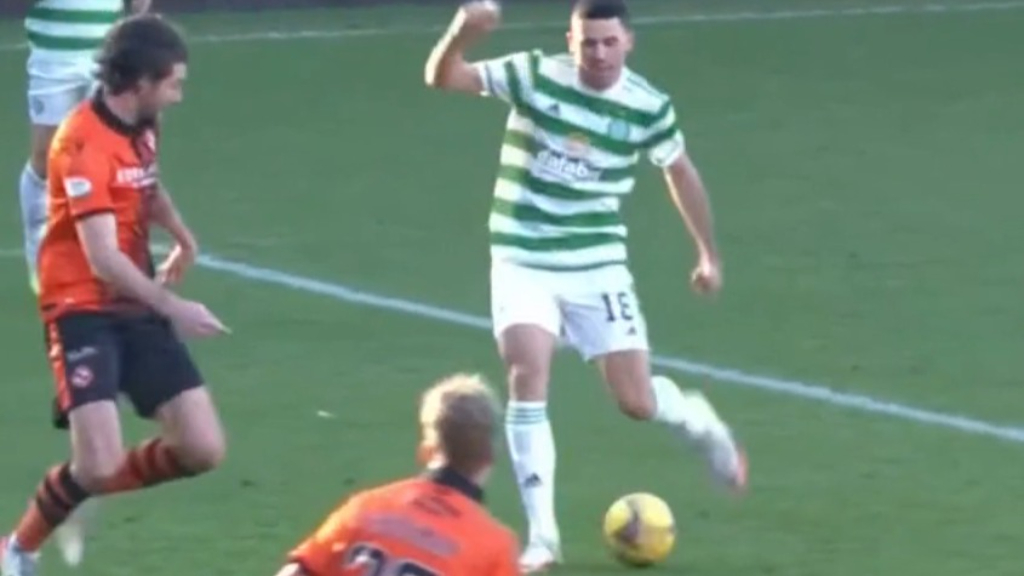 Rogic channels Messi to score stunner