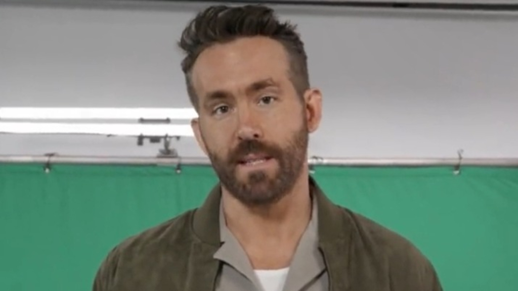 Ryan Reynolds stars in new Mint Mobile advertisement