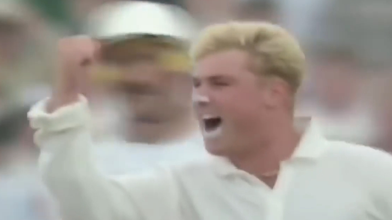 Shane Warne produces 'Ball of the Century'