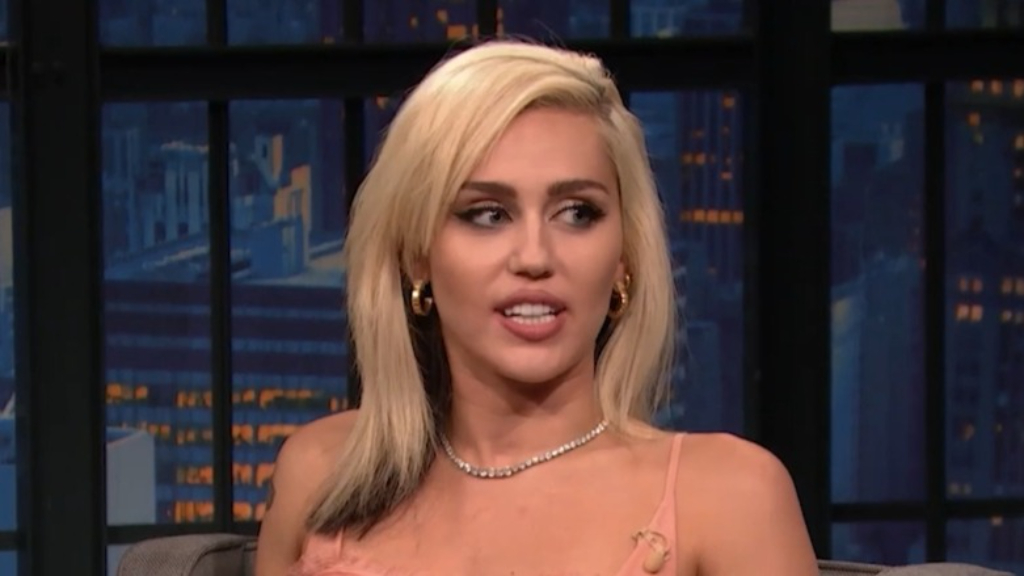 Miley Cyrus opens up about 'scary' plane incident