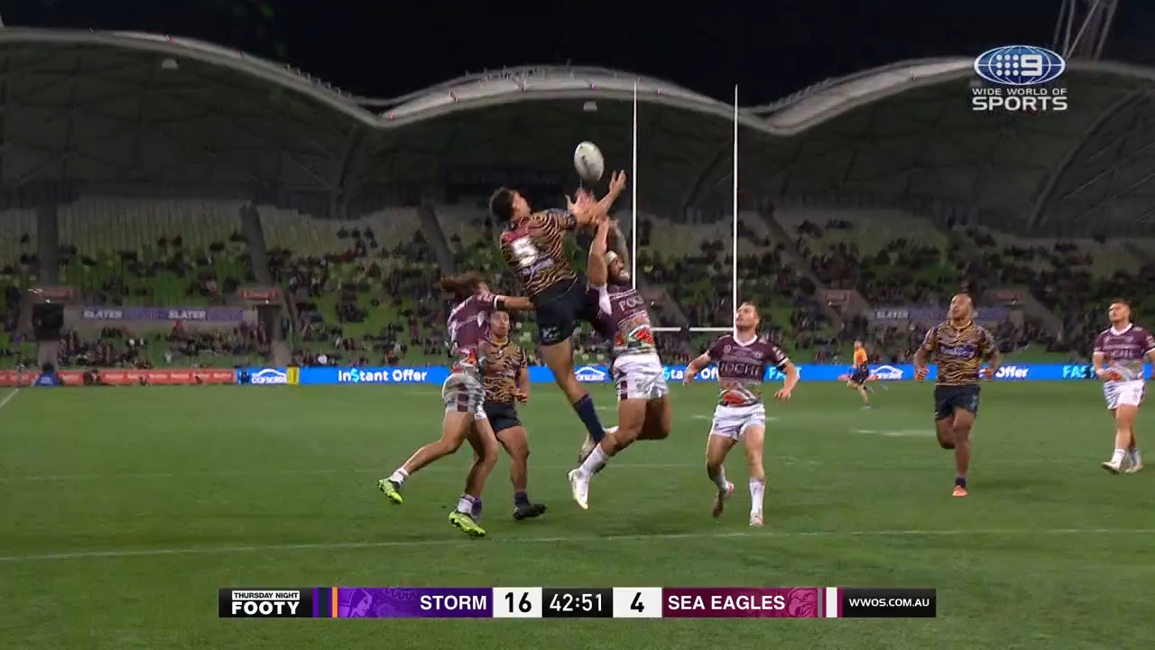 Coates flies high for Melbourne try