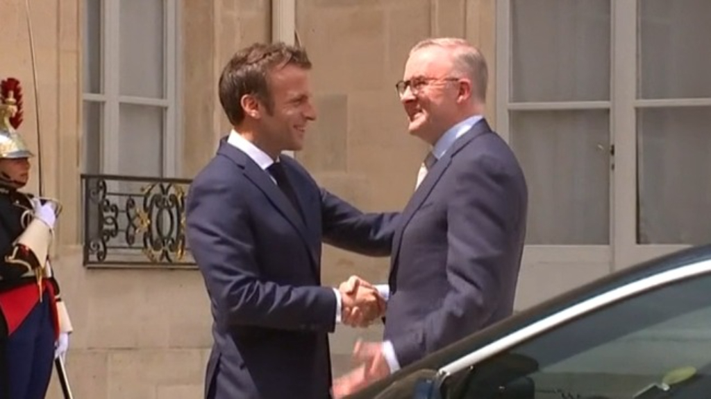 Anthony Albanese and French President Emmanuel Macron meet
