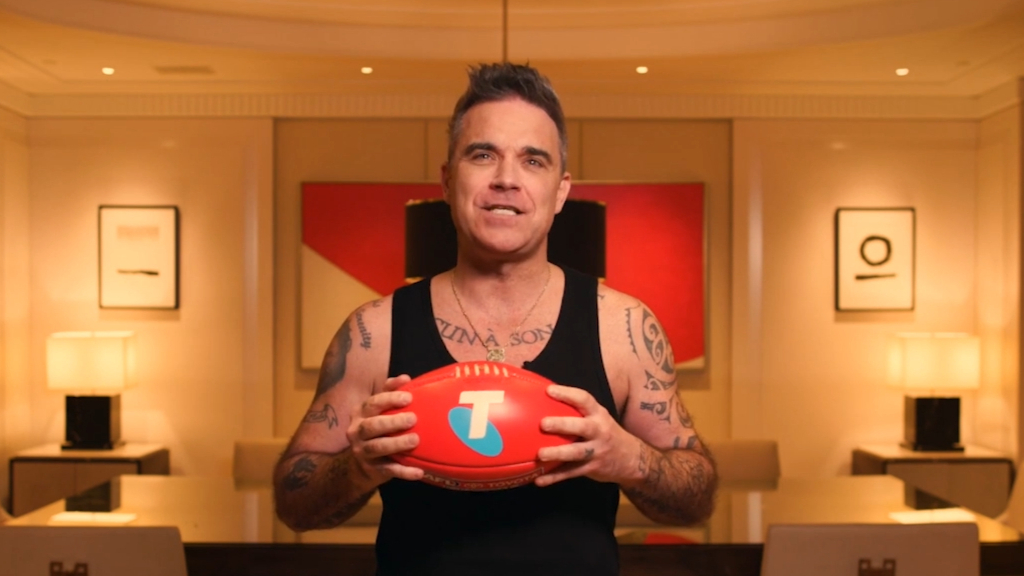 Robbie Williams to headline 2022 AFL Grand Final