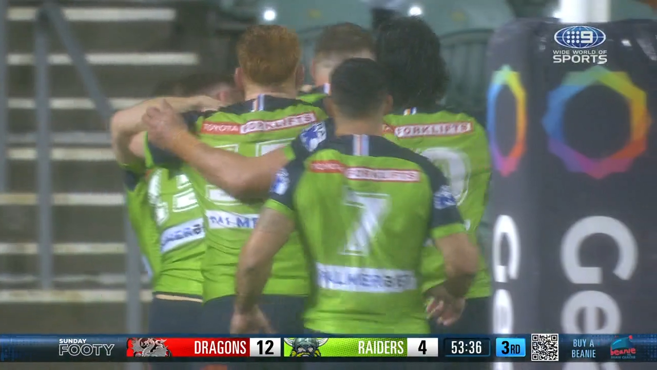 Raiders cut the lead with close-range try