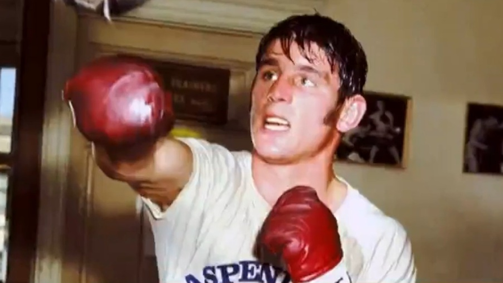 Boxing mourns death of Aussie icon