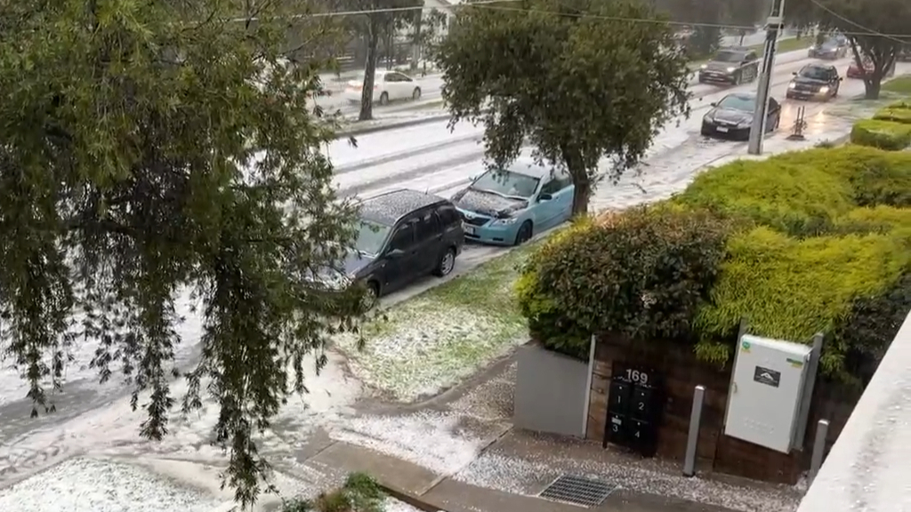 Melbourne residents share hail videos
