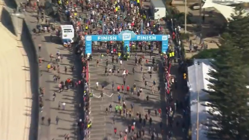 Thousands cross the line during Sydney's City2Surf