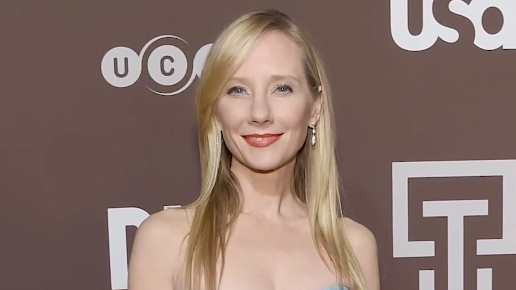 Anne Heche taken off life support after car crash