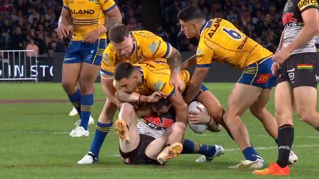 Eels star banned for ugly tackle