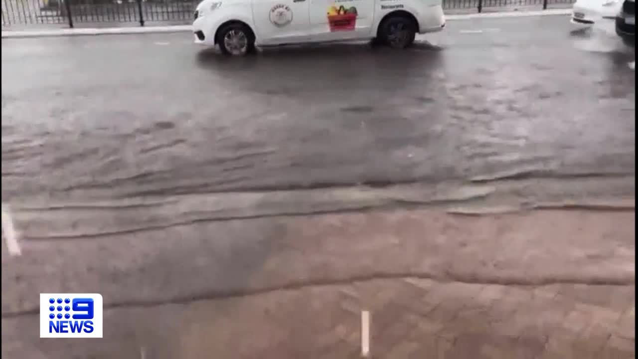 Heavy rain hammers Sydney