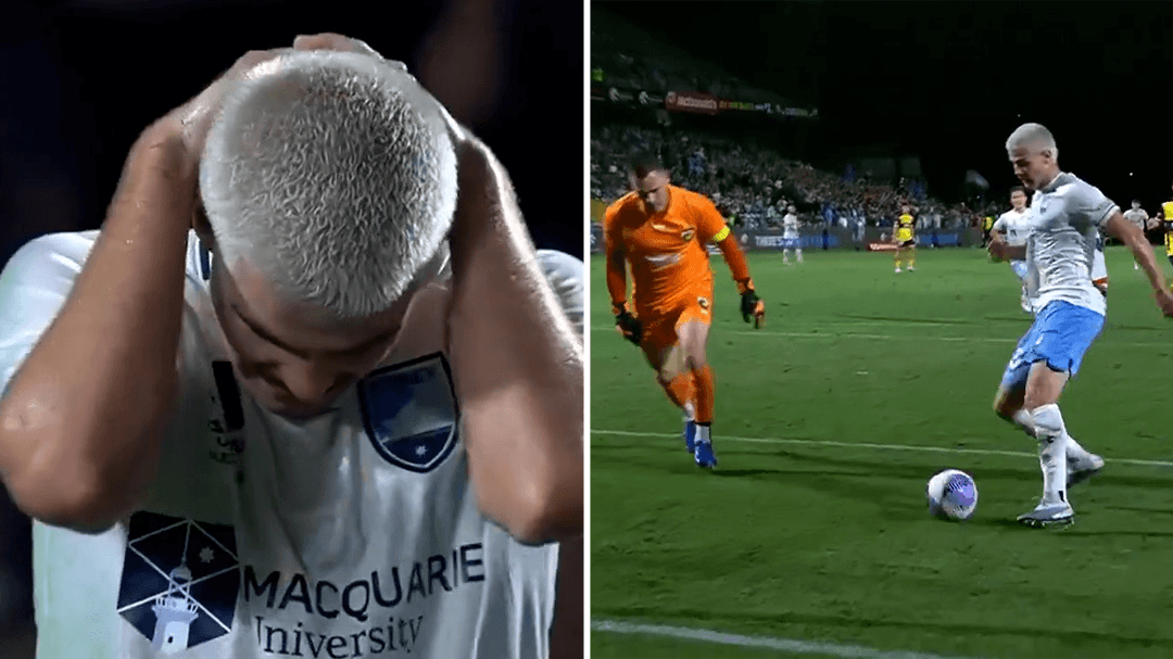 Sydney FC striker bottles in 'astonishing' fashion