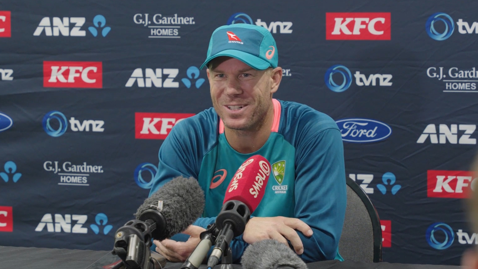 Warner calls for NZ team in Big Bash