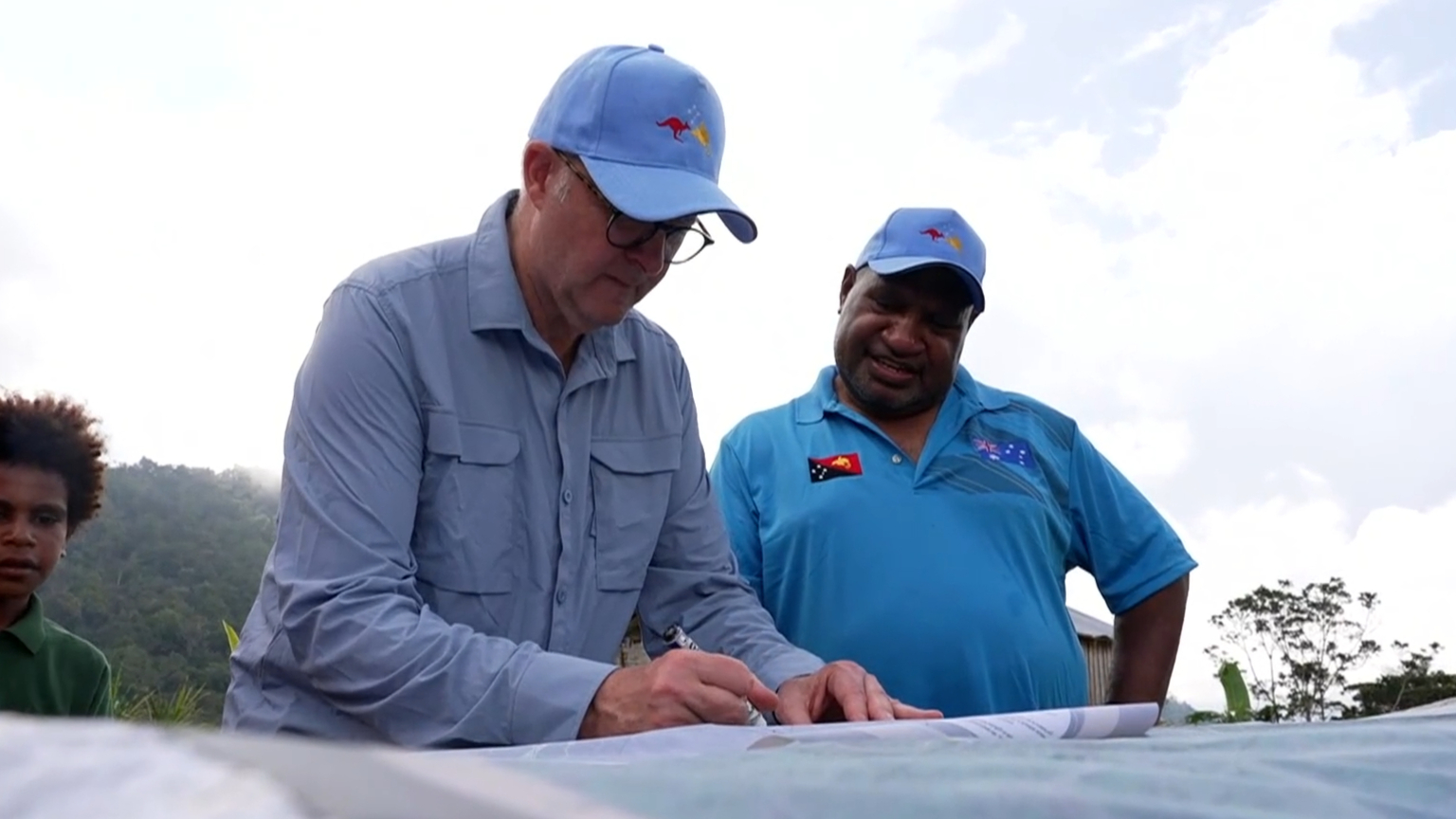 Australian and Papa New Guinea Prime Minster’s takes on Kokoda track