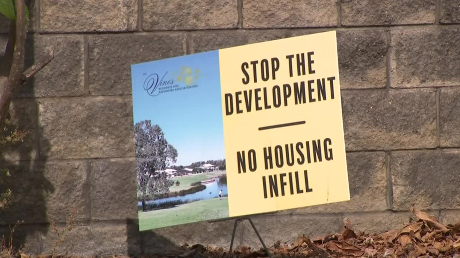 Golf estate residents raise concerns about development plans