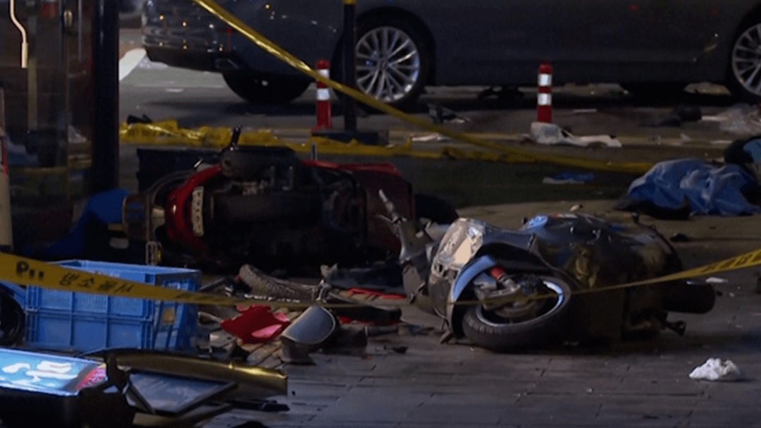 Car hits pedestrians in central Seoul, killing nine and injuring four