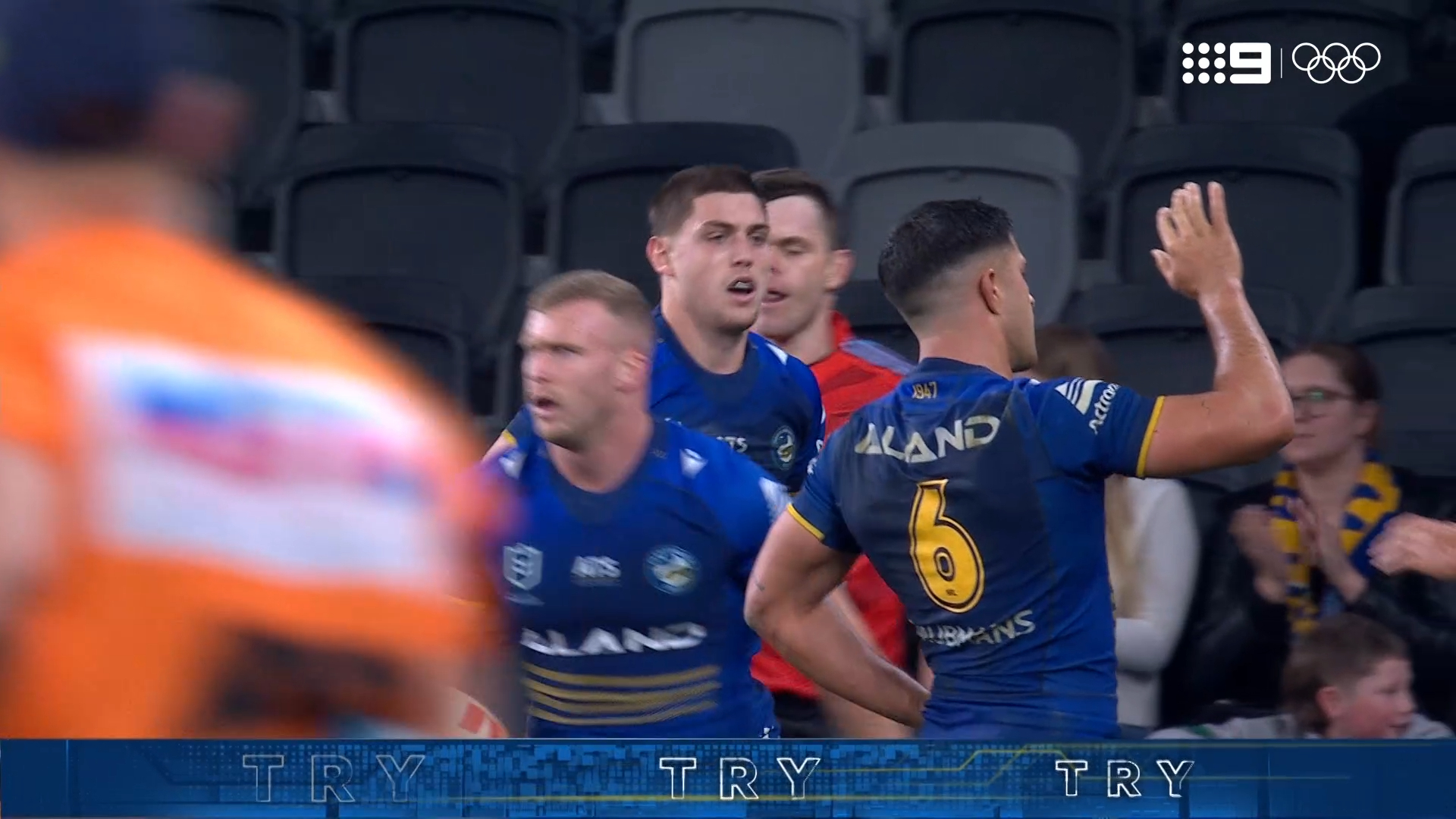 Cartwright's stunning flick sets up try
