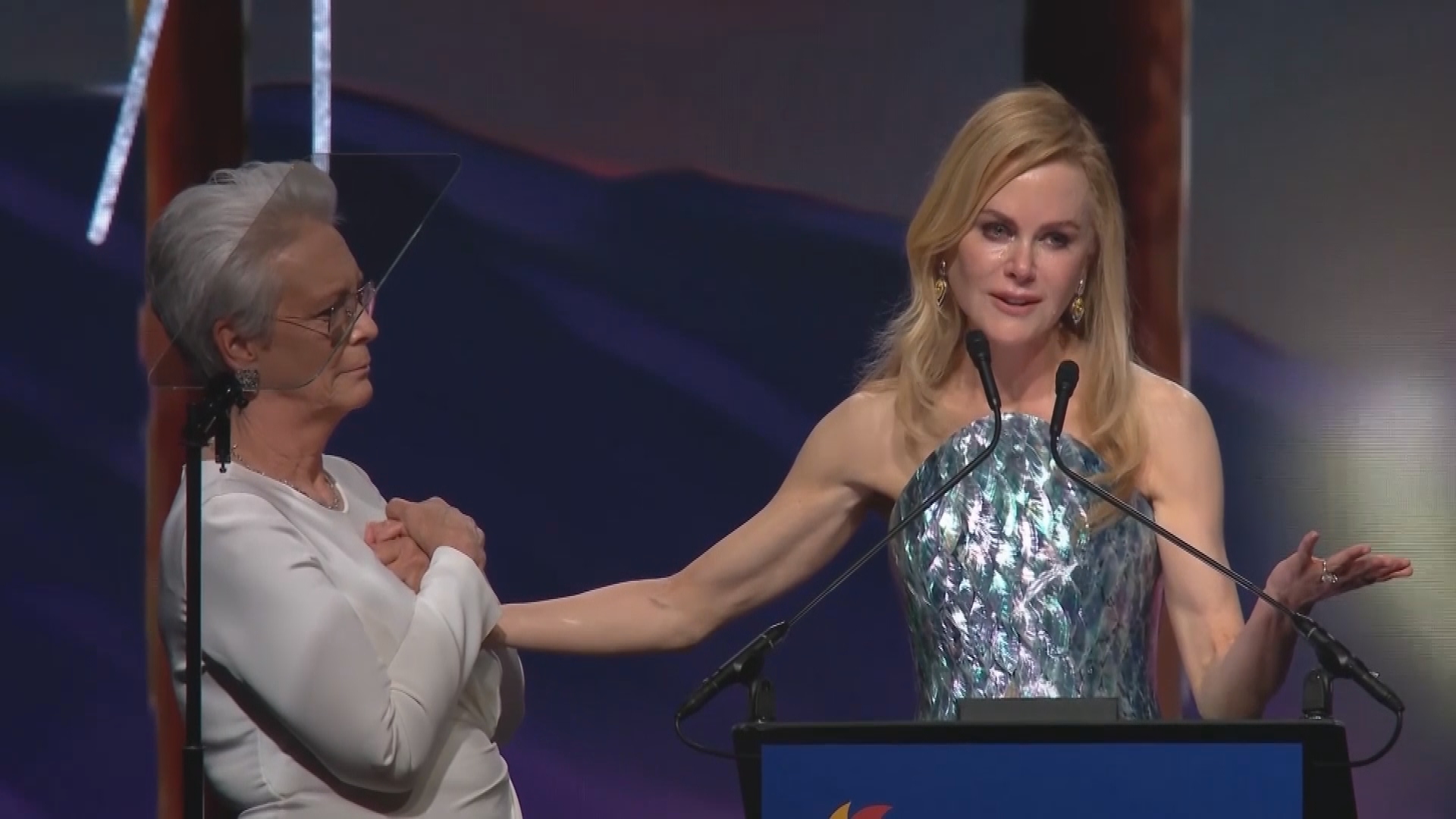 Nicole Kidman dedicates award to late mother