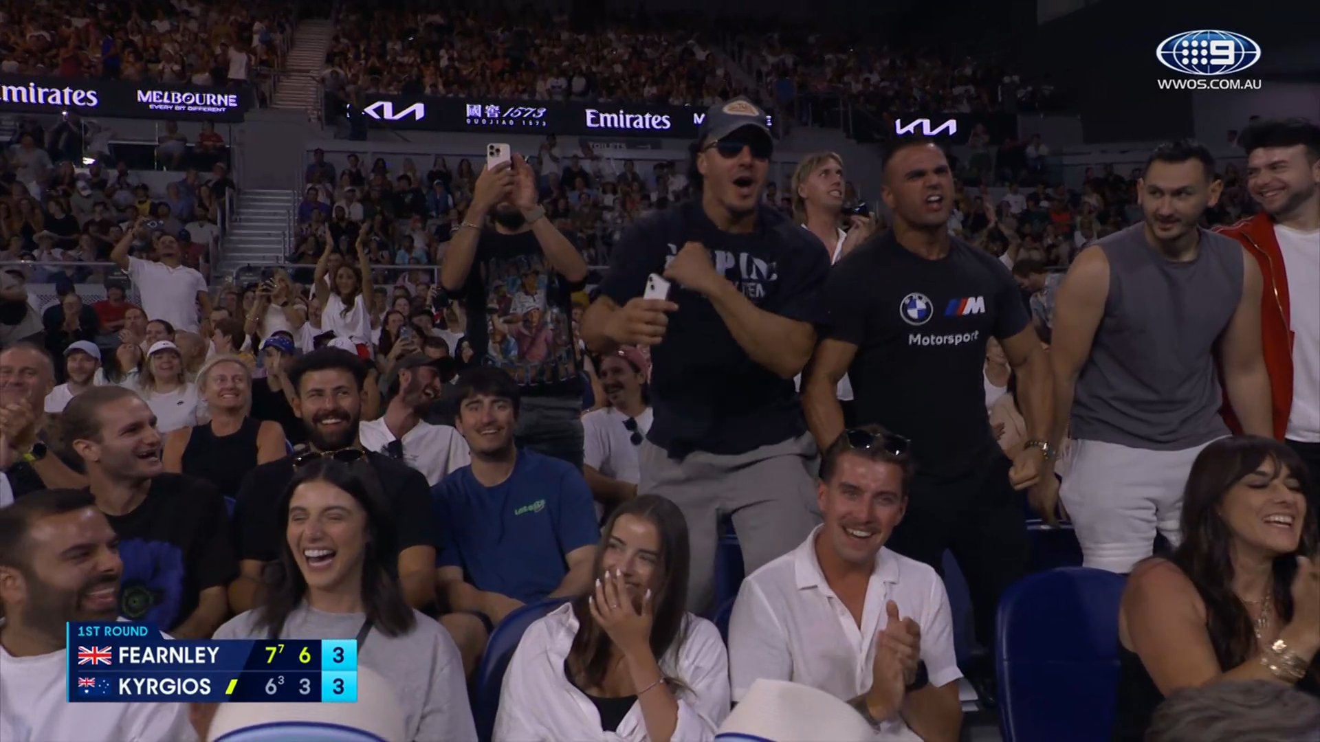 Crowd erupts as Kyrgios makes move